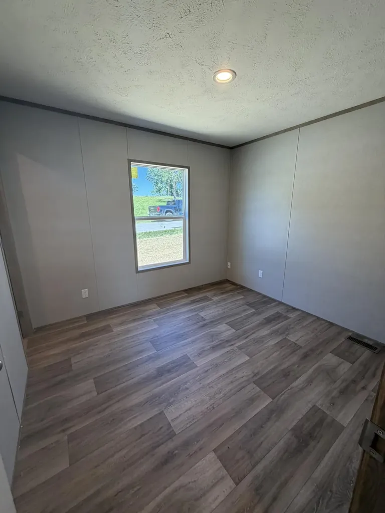 110 W Cedar Grove Road Irvine KY 40336