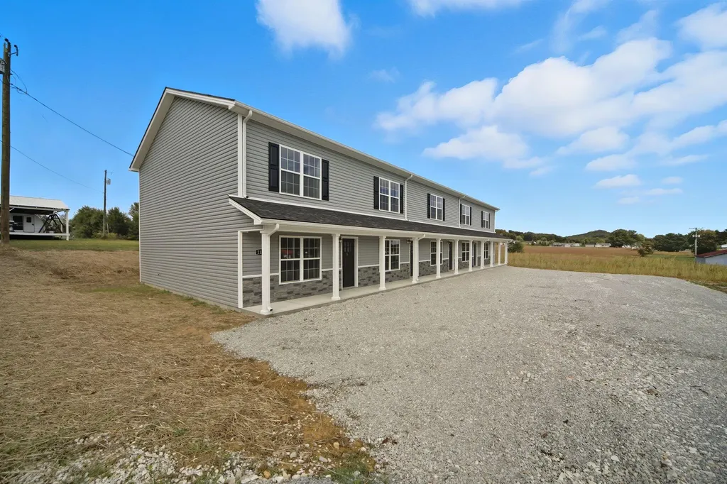 2170 Sharkey Road Morehead KY 40351