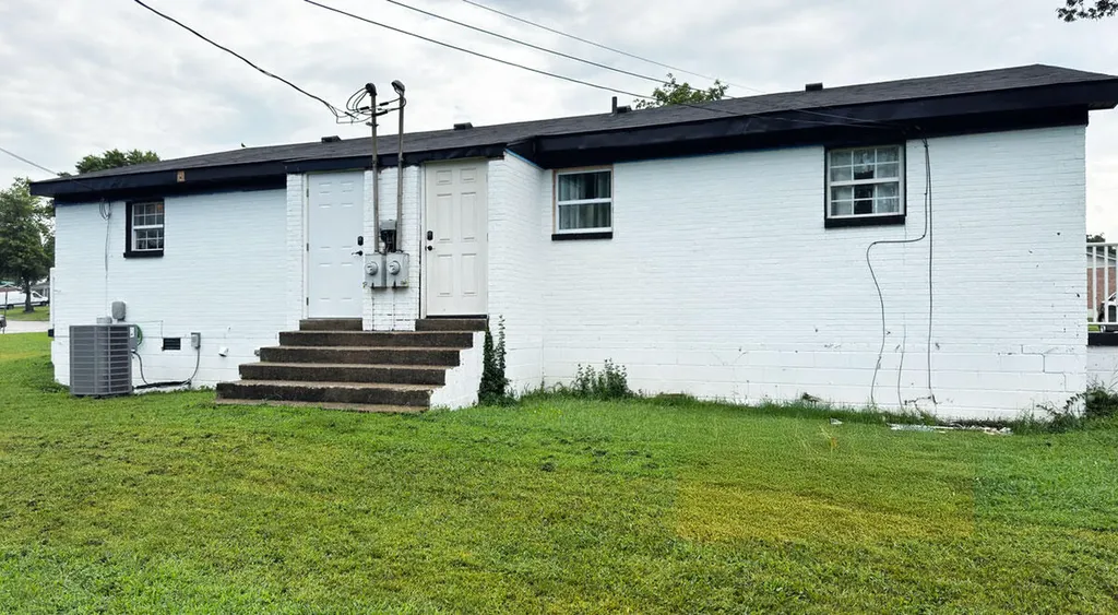 305 Longview Drive Nicholasville KY 40356