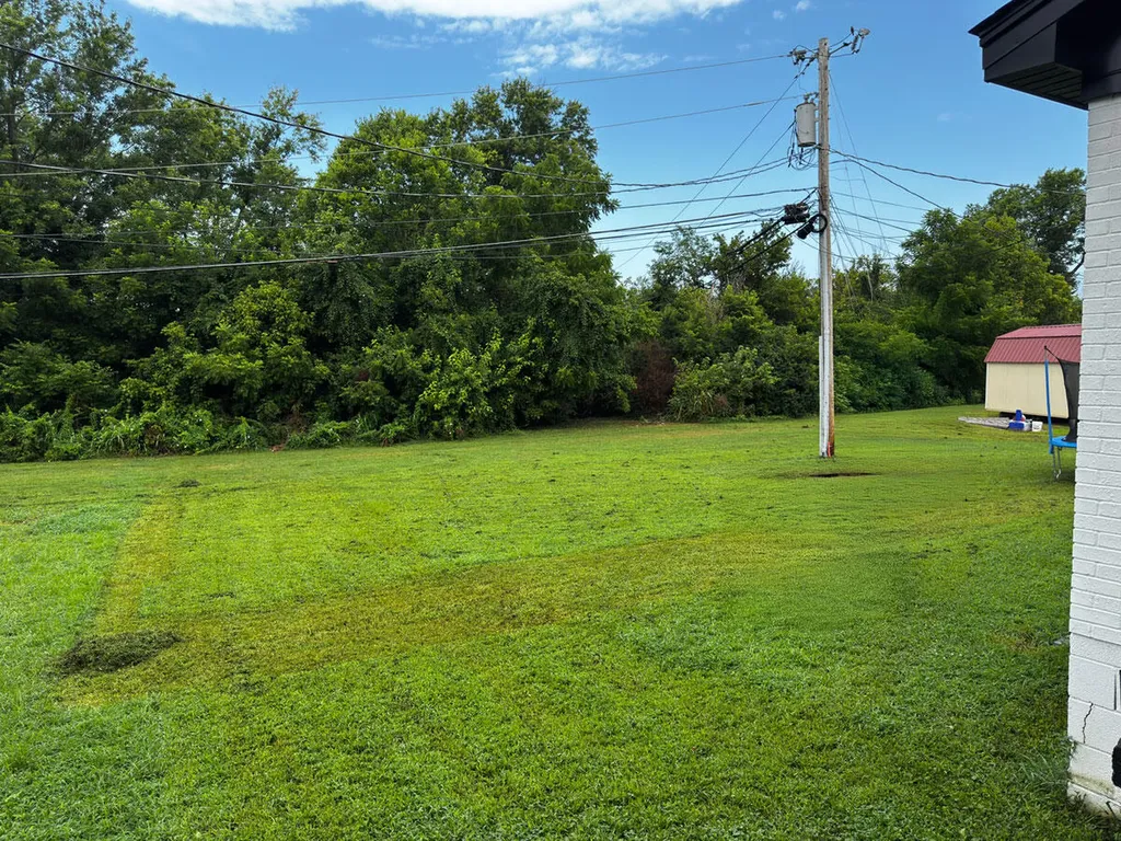 305 Longview Drive Nicholasville KY 40356