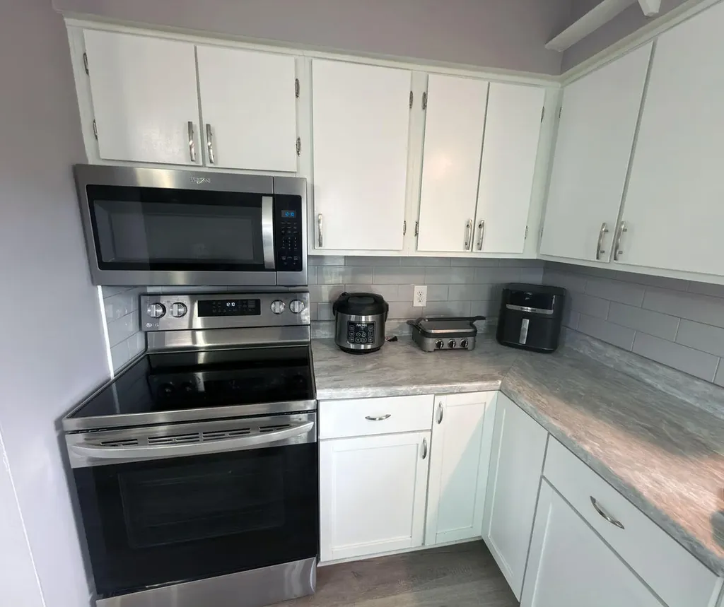 305 Longview Drive Nicholasville KY 40356