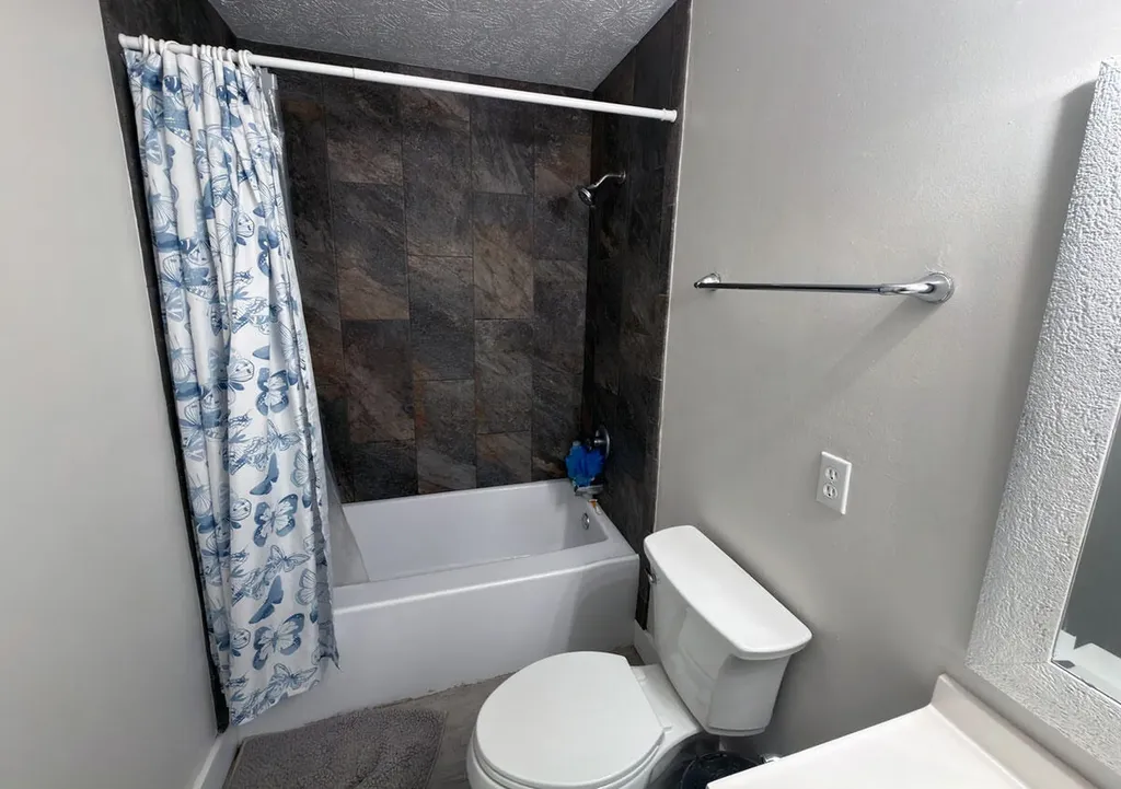 305 Longview Drive Nicholasville KY 40356