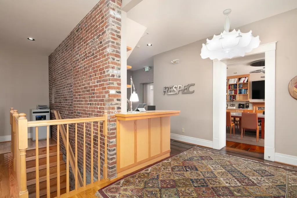 146 E Third Street Lexington KY 40508