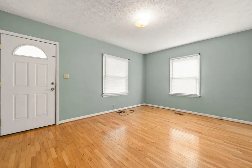 206 Hamlin Avenue Corbin KY 40701