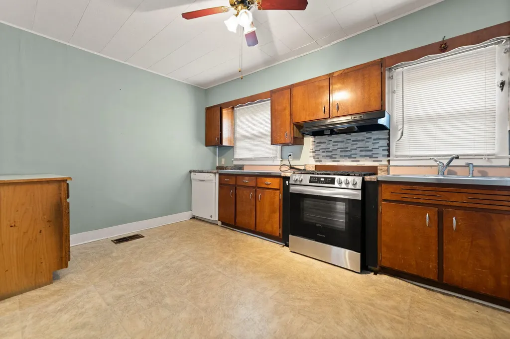 206 Hamlin Avenue Corbin KY 40701