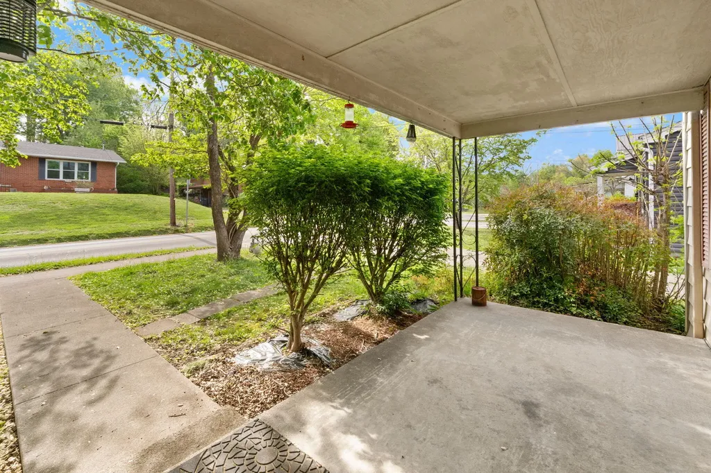 206 Hamlin Avenue Corbin KY 40701