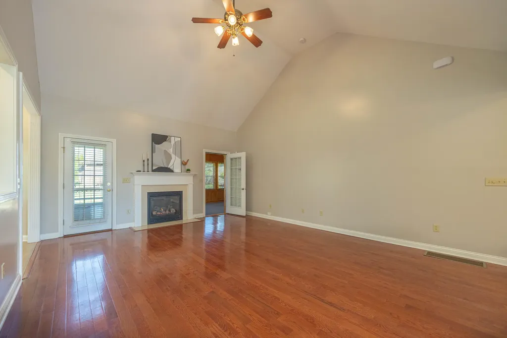 111 Cedar Stream Drive Paris KY 40361