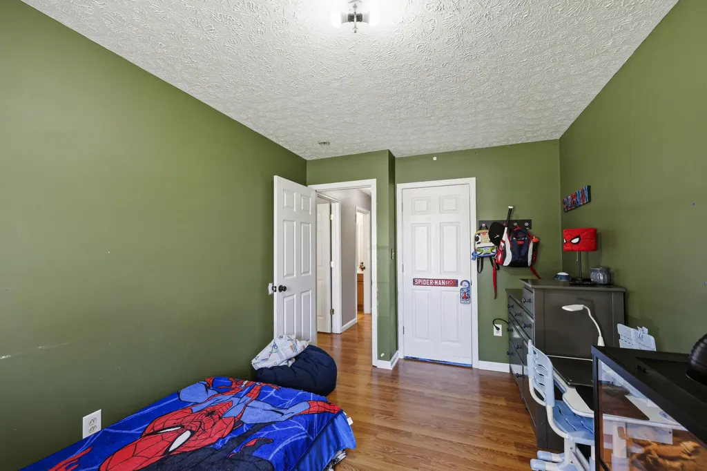 235 Holly Lane Paris KY 40361