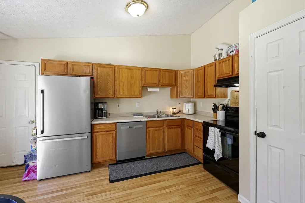 235 Holly Lane Paris KY 40361