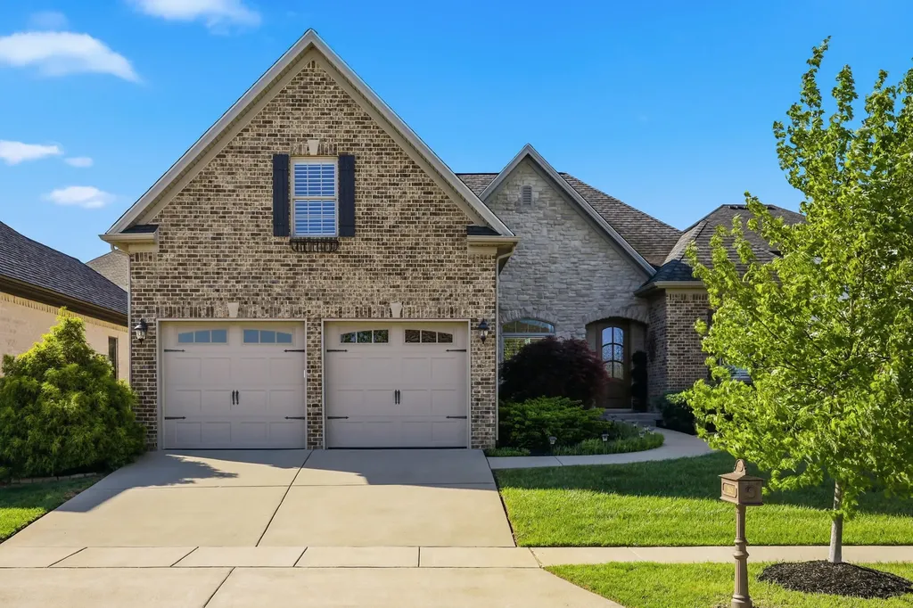 2612 Lucca Place Lexington KY 40509