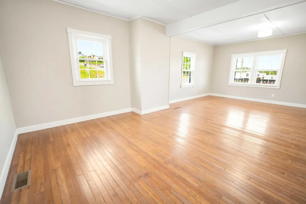 85 Oak Hill Road Somerset KY 42503