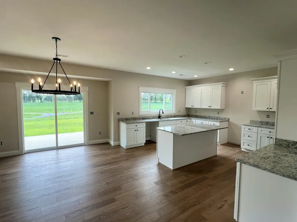 512 Cliffside Drive Russell Springs KY 42642
