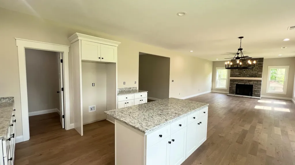 512 Cliffside Drive Russell Springs KY 42642