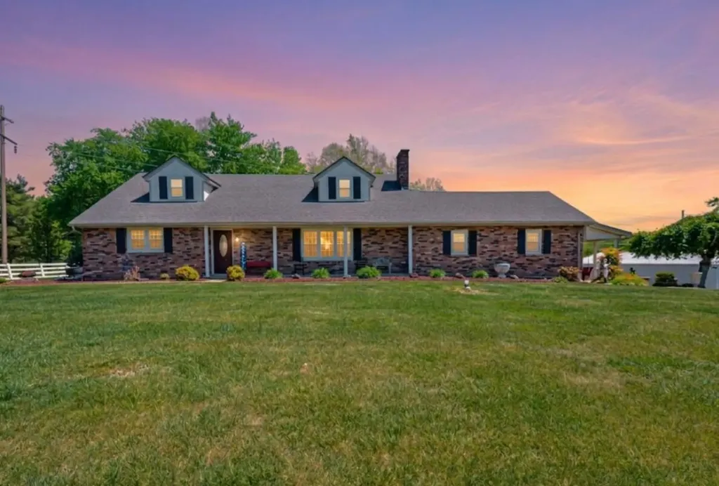 415 S Dogwood Drive Berea KY 40403
