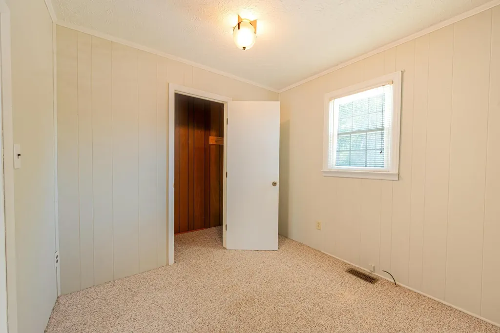 415 S Dogwood Drive Berea KY 40403