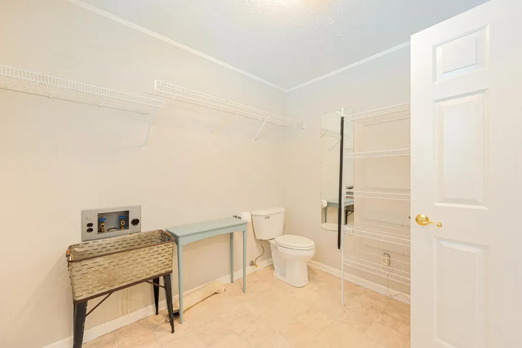 415 S Dogwood Drive Berea KY 40403