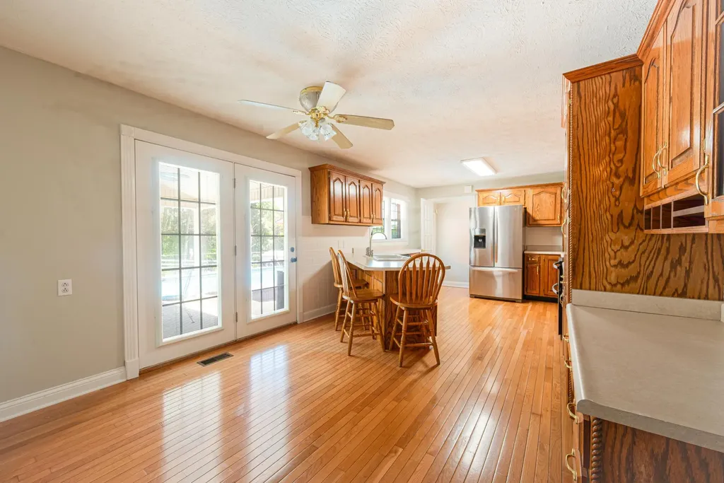 415 S Dogwood Drive Berea KY 40403