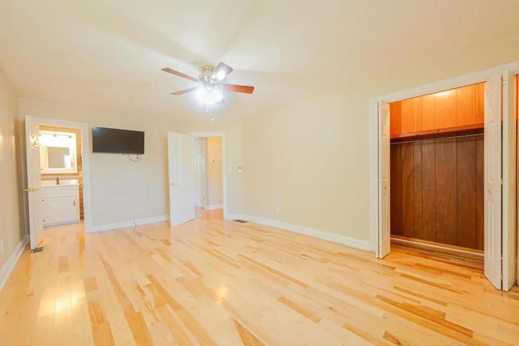 415 S Dogwood Drive Berea KY 40403