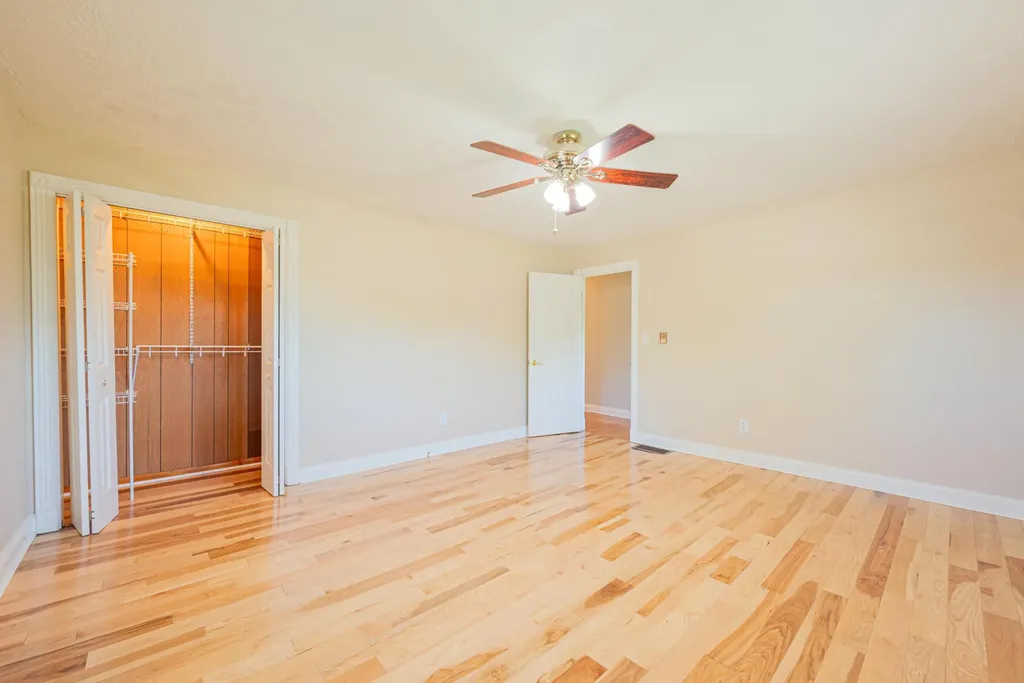 415 S Dogwood Drive Berea KY 40403