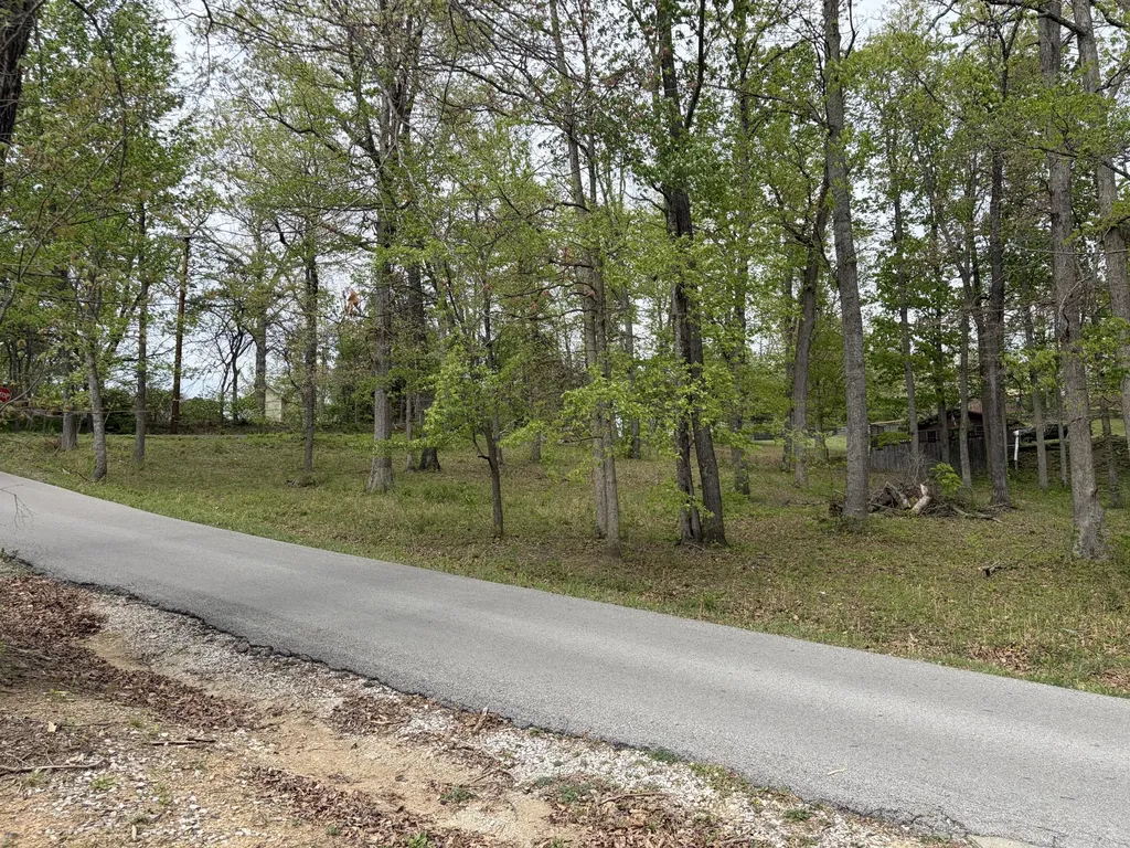 Lots 16 & 17 Waterworks Road London KY 40741