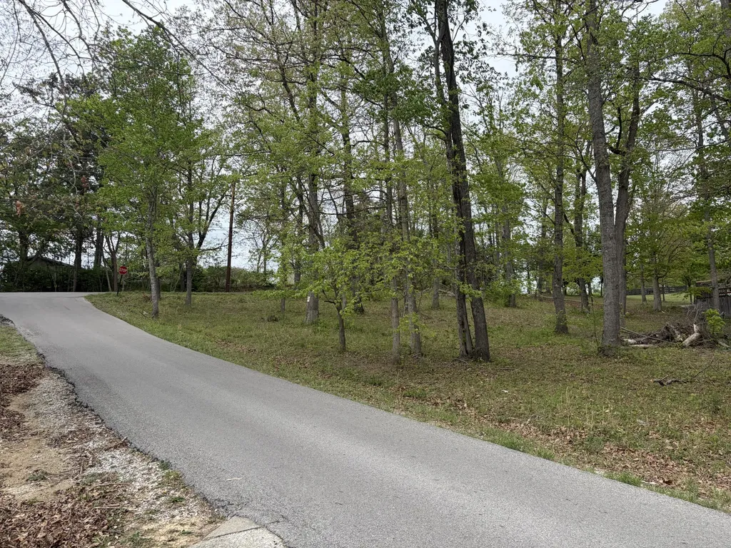 Lots 16 & 17 Waterworks Road London KY 40741