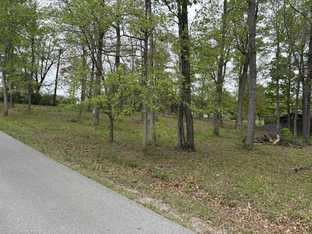 Lots 16 & 17 Waterworks Road London KY 40741