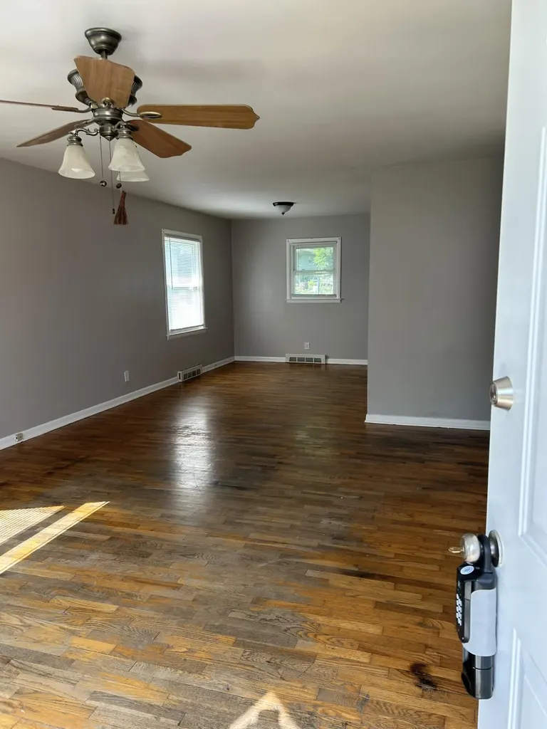 721 E College Street Georgetown KY 40324
