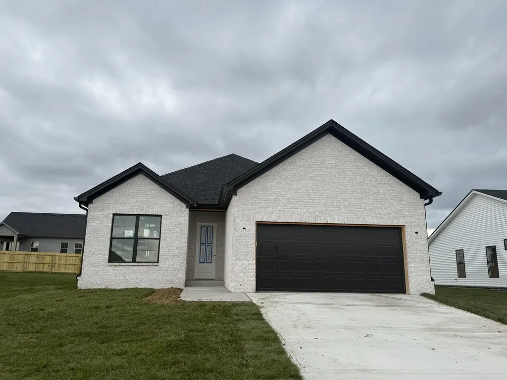 124 Patchen Drive Nicholasville KY 40356