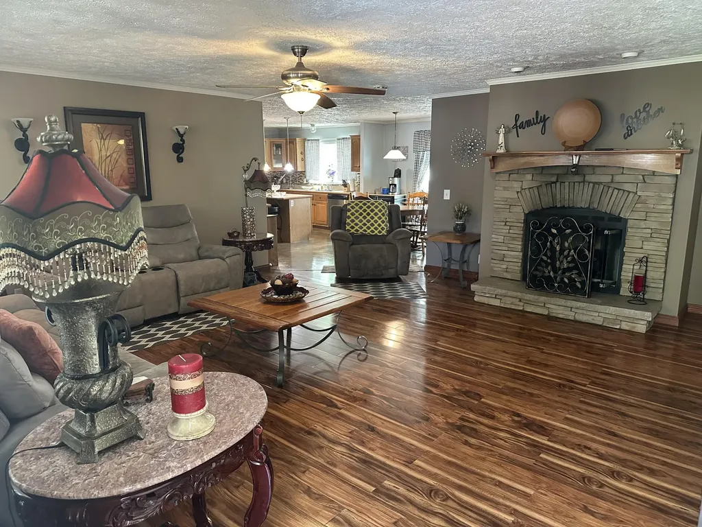 18 Hill Drive Monticello KY 42633