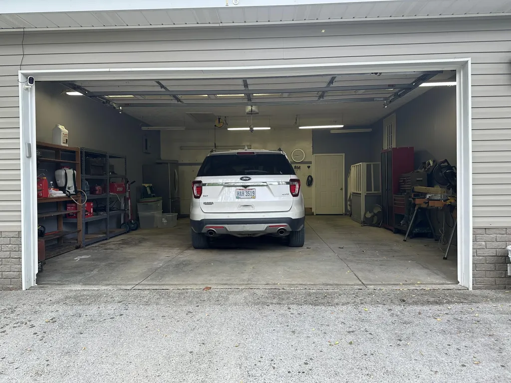 18 Hill Drive Monticello KY 42633