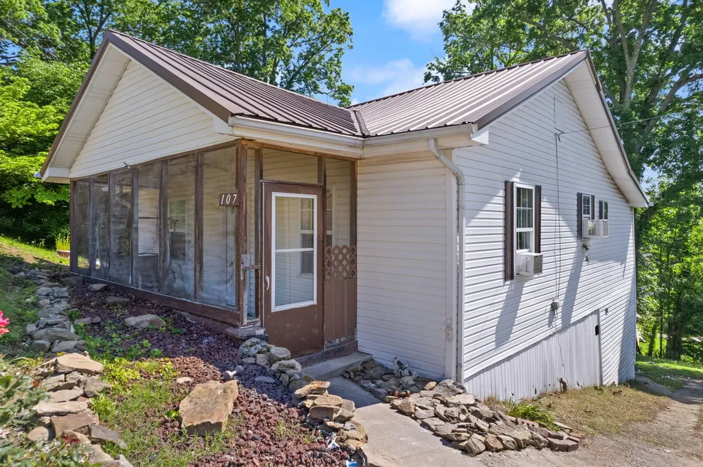 107 Padgett Street Corbin KY 40701