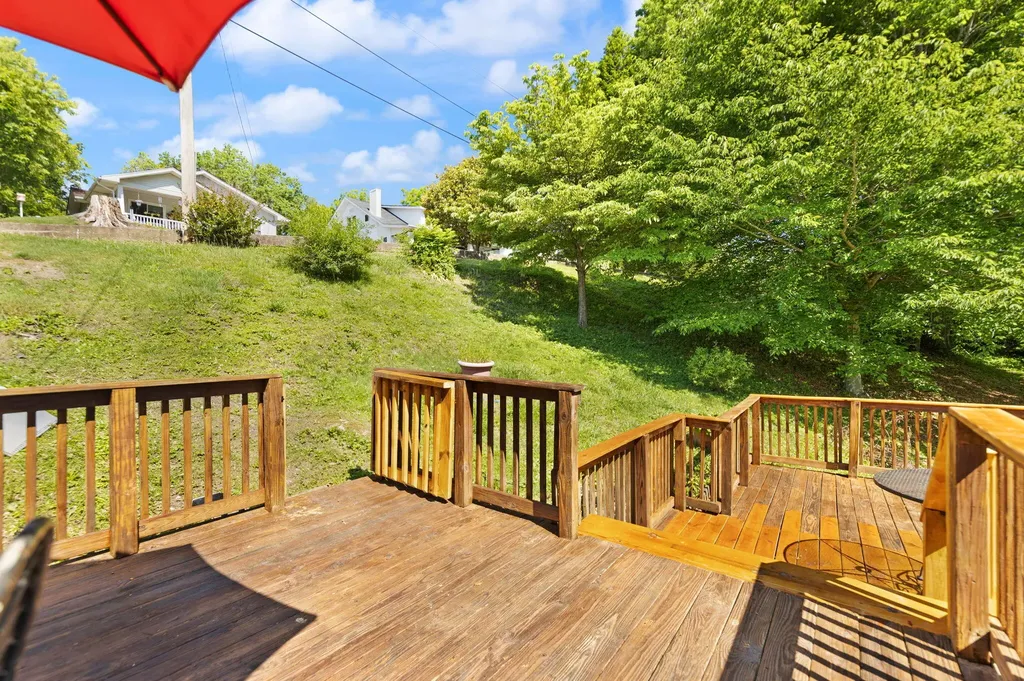 107 Padgett Street Corbin KY 40701