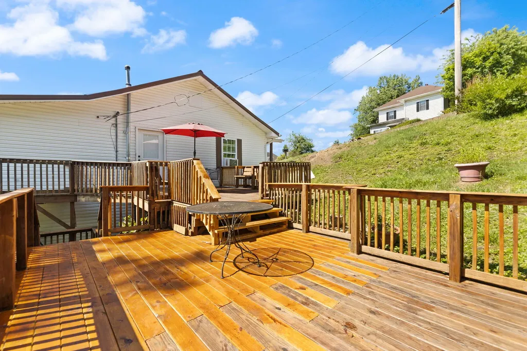 107 Padgett Street Corbin KY 40701
