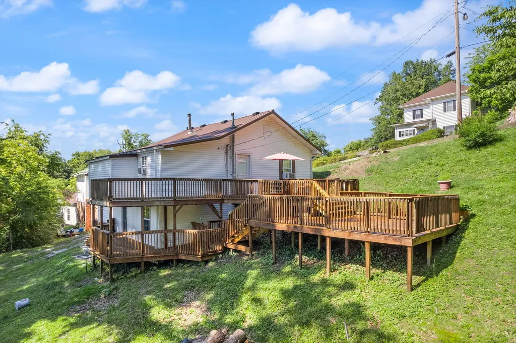 107 Padgett Street Corbin KY 40701