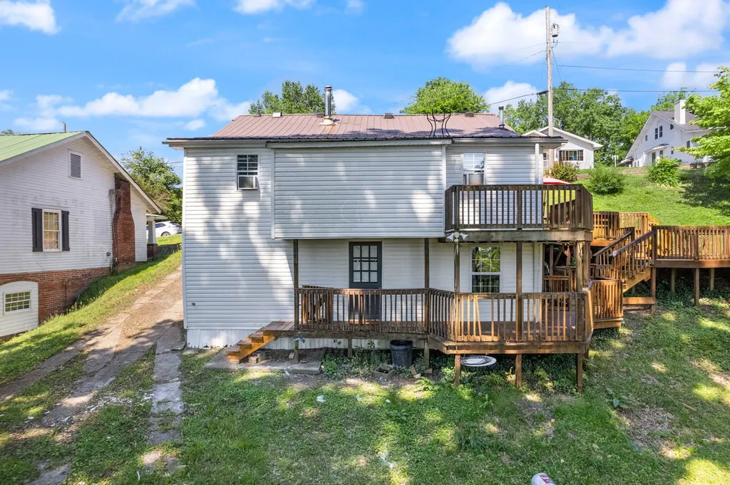 107 Padgett Street Corbin KY 40701