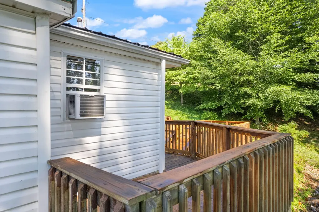 107 Padgett Street Corbin KY 40701