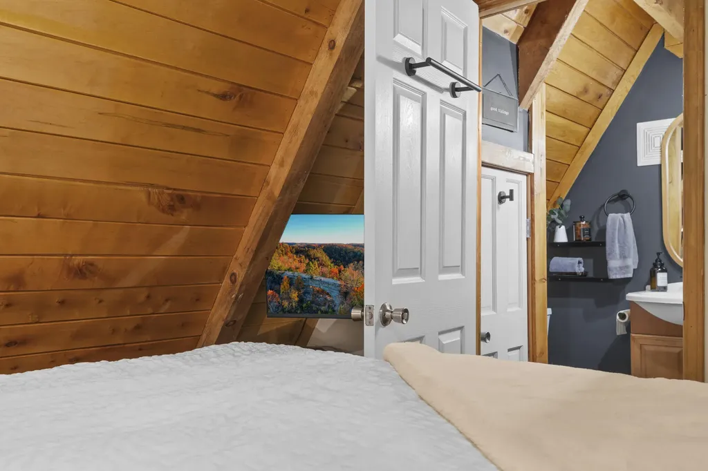 51 Debbie Lane Stanton KY 40380