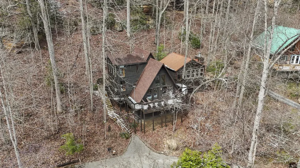 51 Debbie Lane Stanton KY 40380