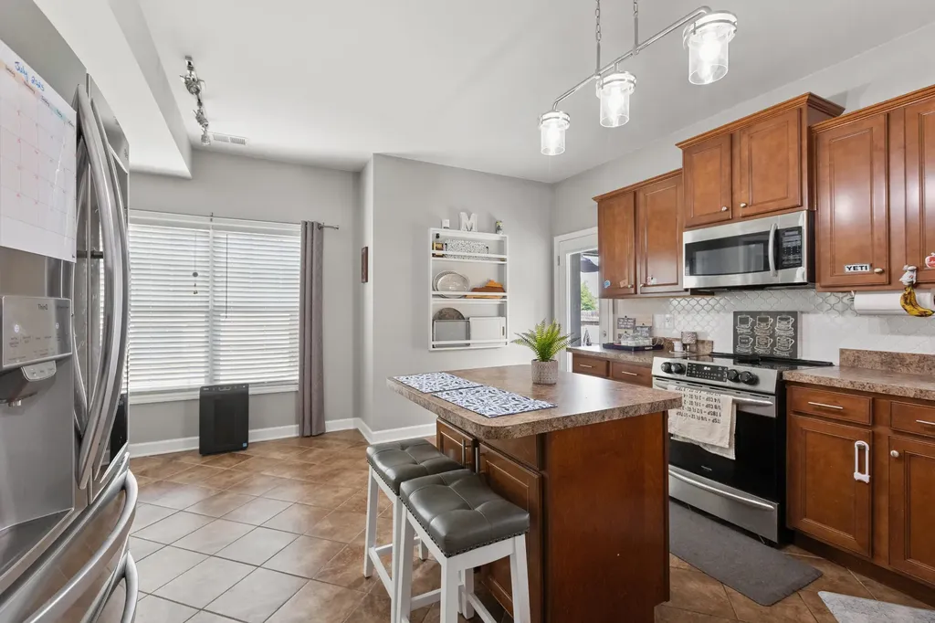 3333 Sweet Clover Lane Lexington KY 40509