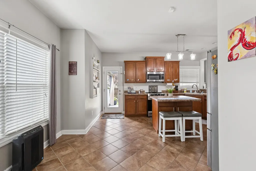 3333 Sweet Clover Lane Lexington KY 40509