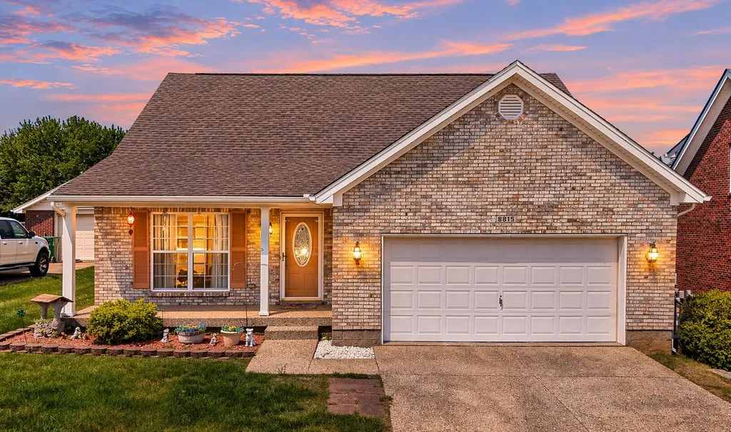 8815 Wisdom Lane Louisville KY 40229
