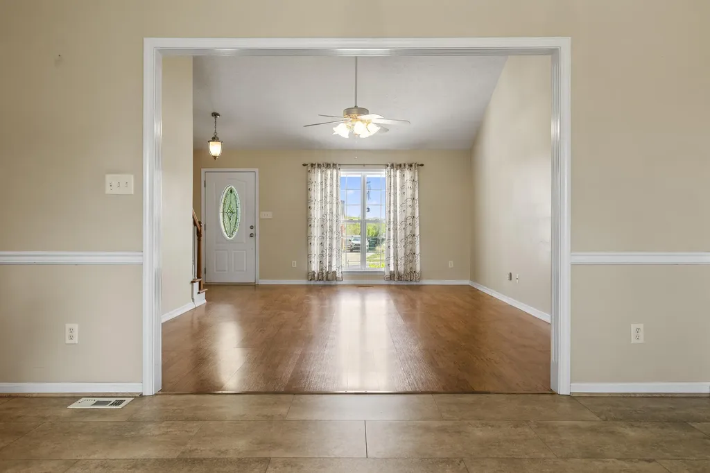 8815 Wisdom Lane Louisville KY 40229