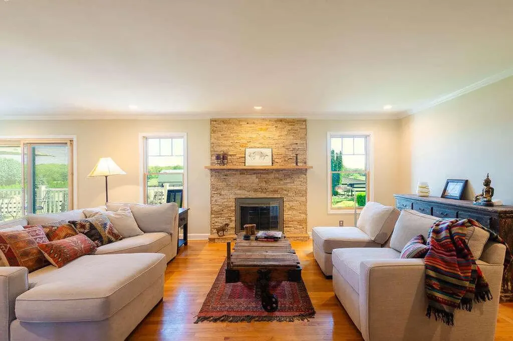 4250 Troy Pike Versailles KY 40383