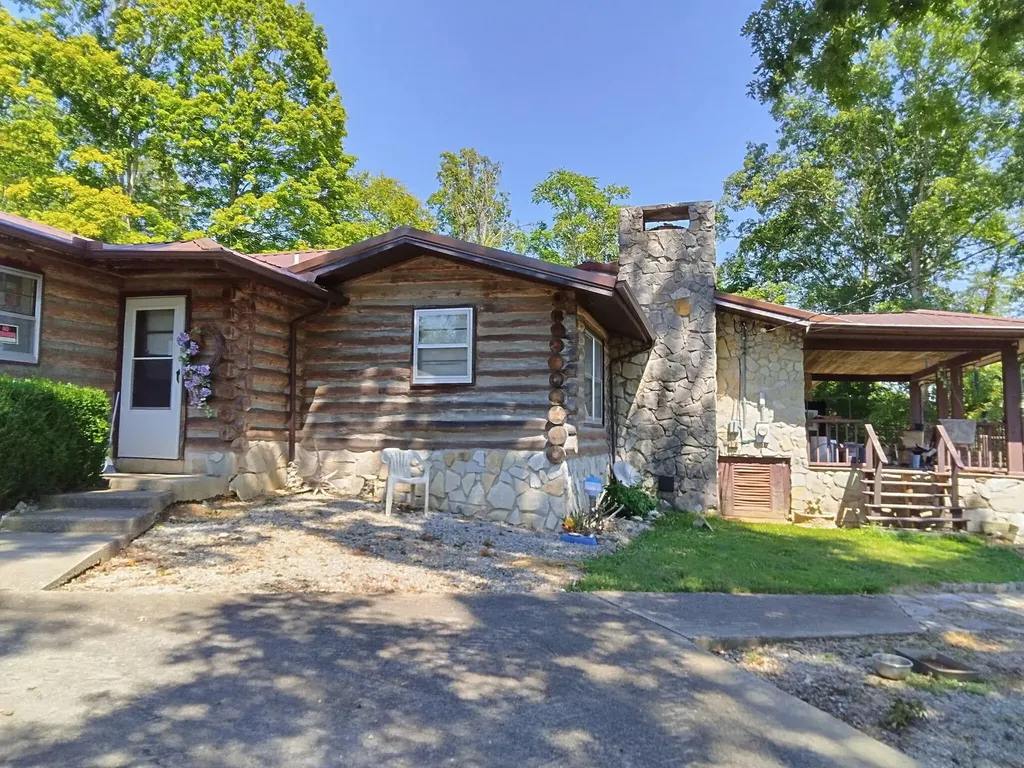 5355 Kentucky 790 Bronston KY 42518