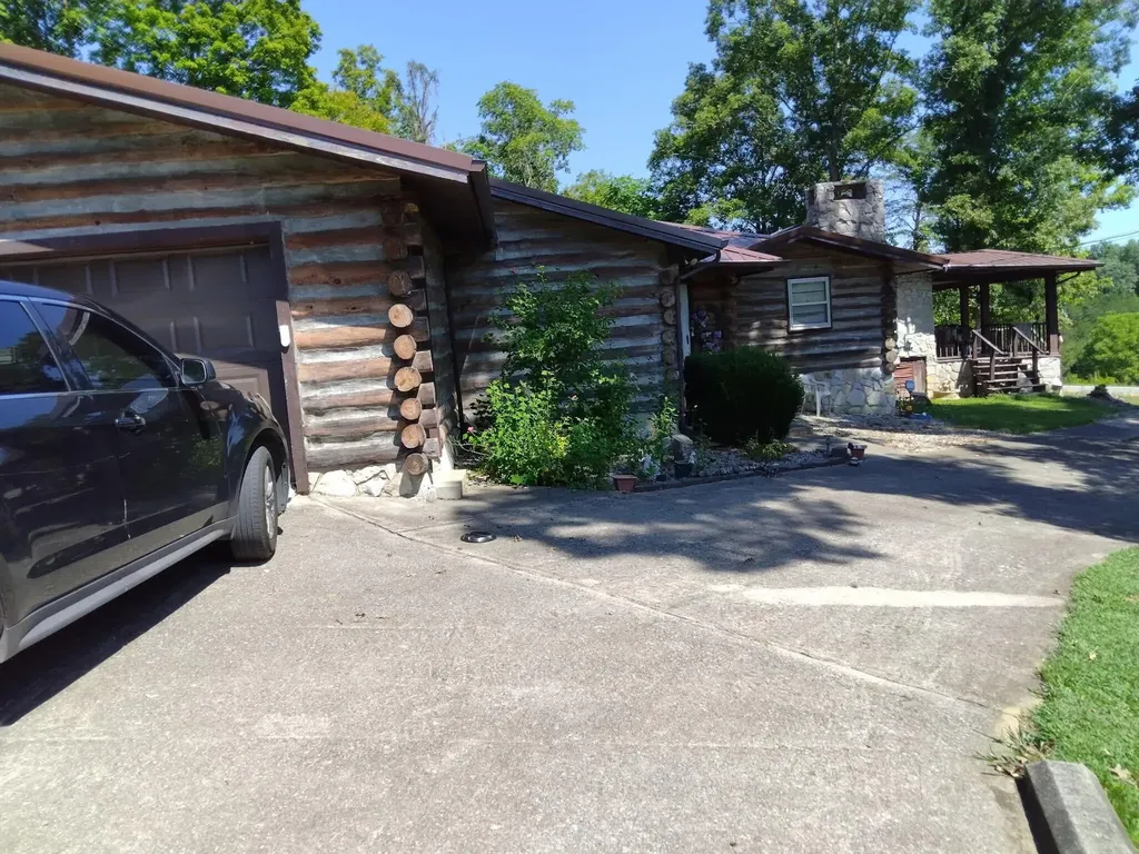 5355 Kentucky 790 Bronston KY 42518