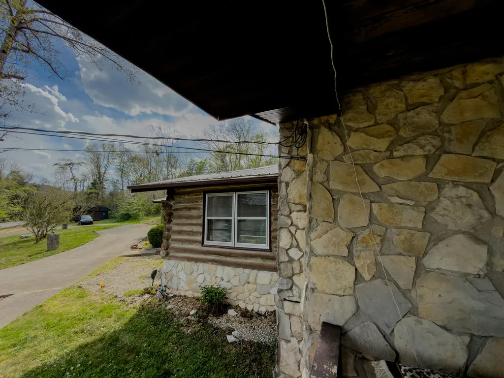 5355 Kentucky 790 Bronston KY 42518