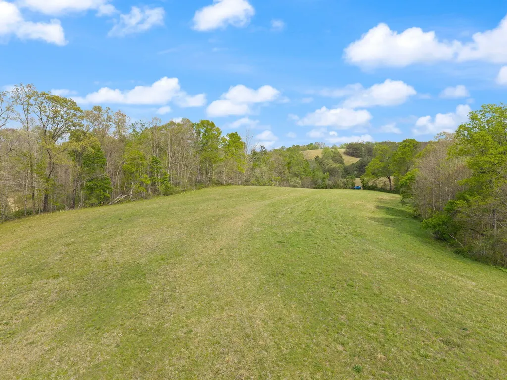 371 Big Branch Road Beattyville KY 41311