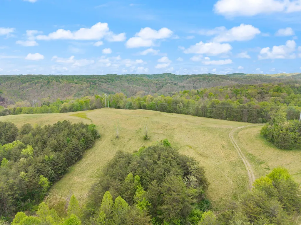 371 Big Branch Road Beattyville KY 41311