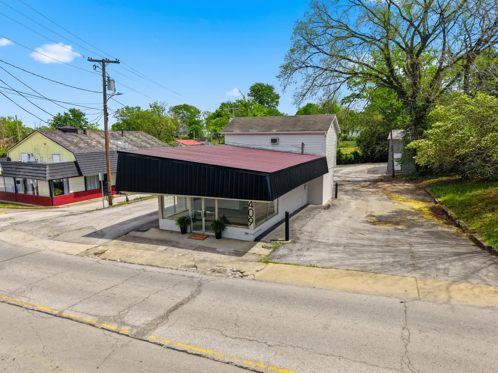 411 N Main Street Winchester KY 40391