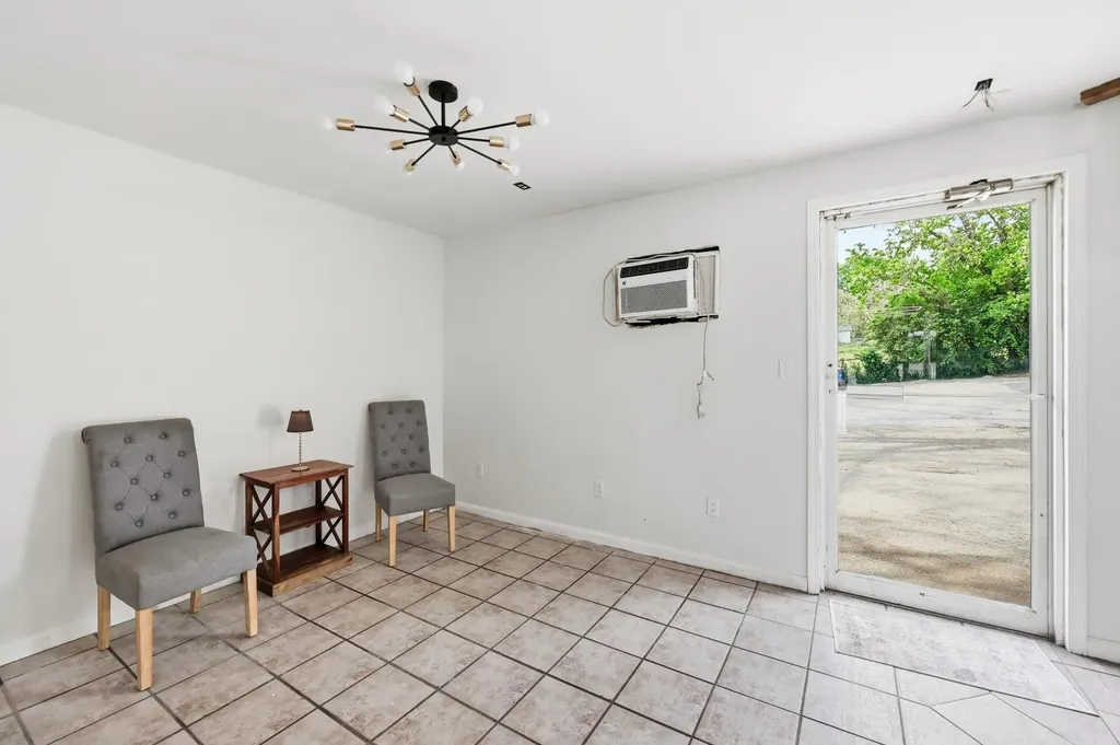 409 N Main Street Winchester KY 40391